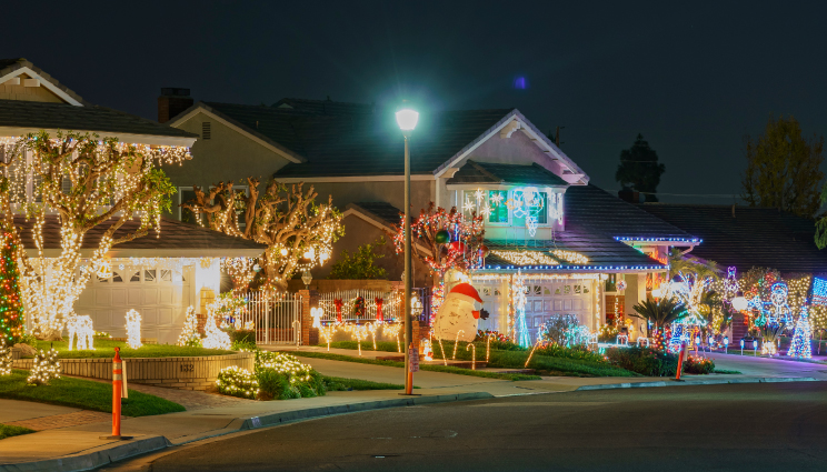 Preparing Your HOA Community for the Holidays